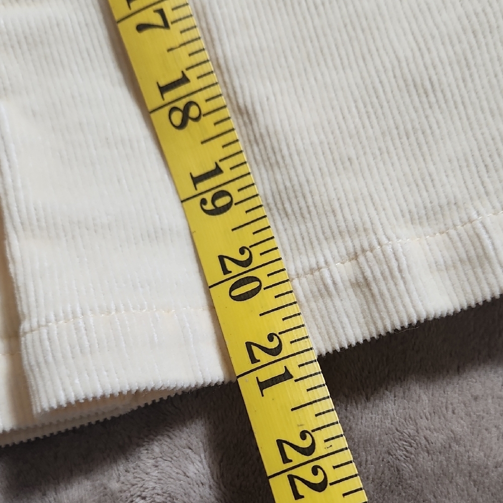 Tulle Cream Corduroy Button-Front Blazer - Picture 11 of 11